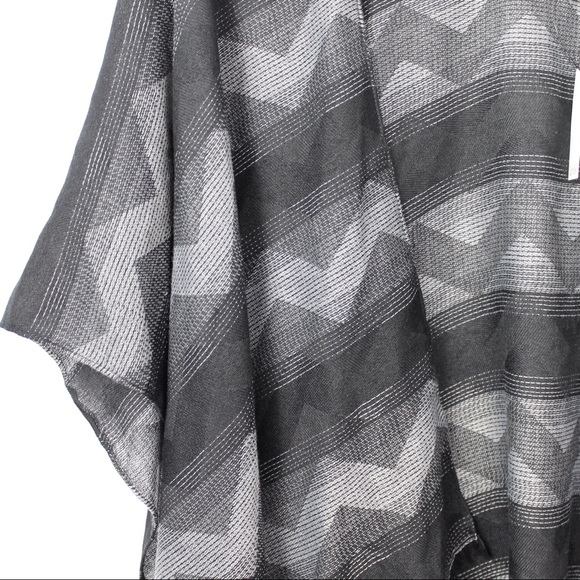 Calvin Klein Chevron Kimono Beach Coverup OS - Picture 4 of 7